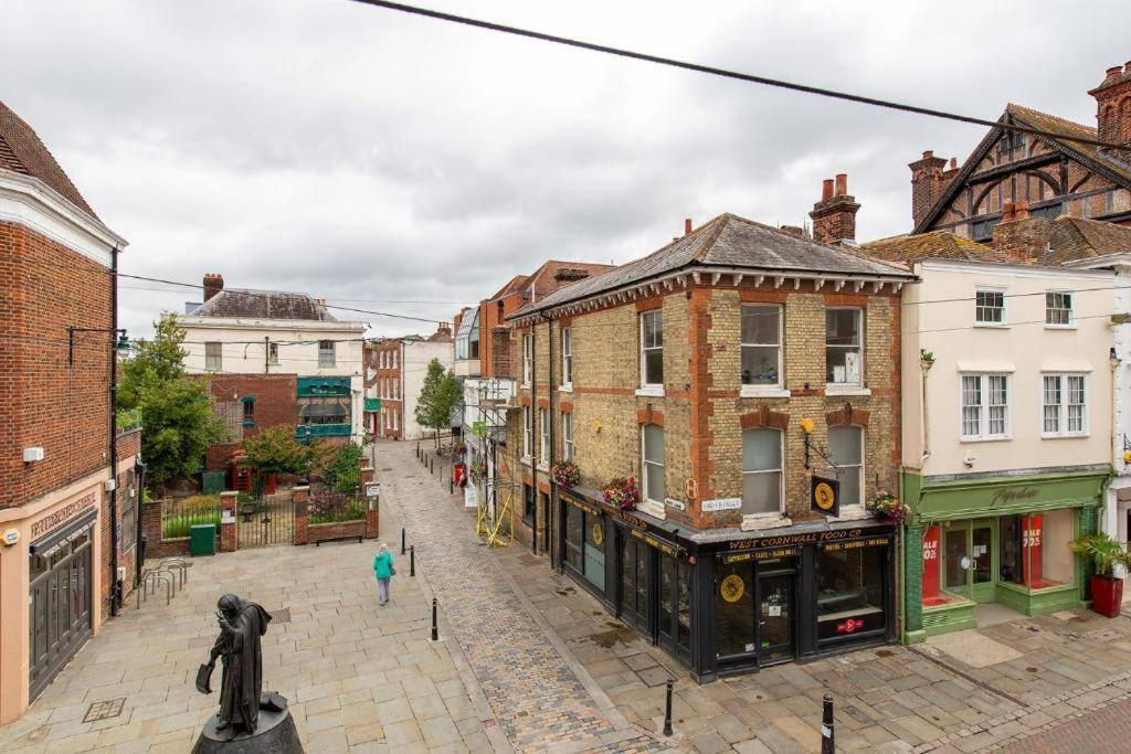 The Most Central Apartment In Canterbury Stunning Interiors, Fully Equipped, City Views And Free Wifi! Eksteriør bilde