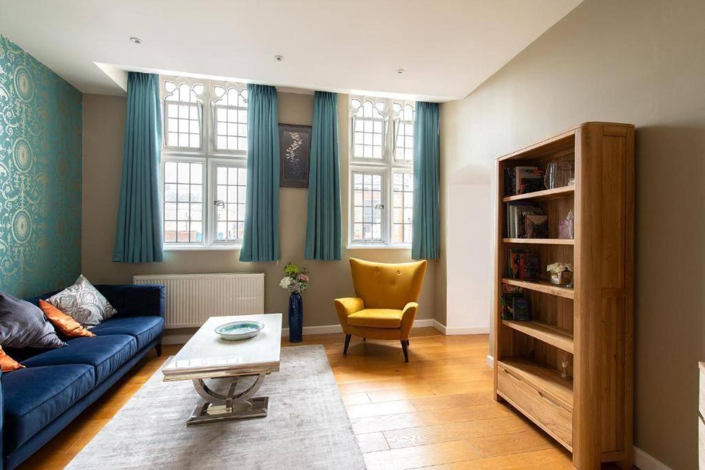 The Most Central Apartment In Canterbury Stunning Interiors, Fully Equipped, City Views And Free Wifi! Eksteriør bilde