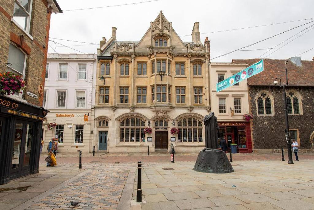 The Most Central Apartment In Canterbury Stunning Interiors, Fully Equipped, City Views And Free Wifi! Eksteriør bilde