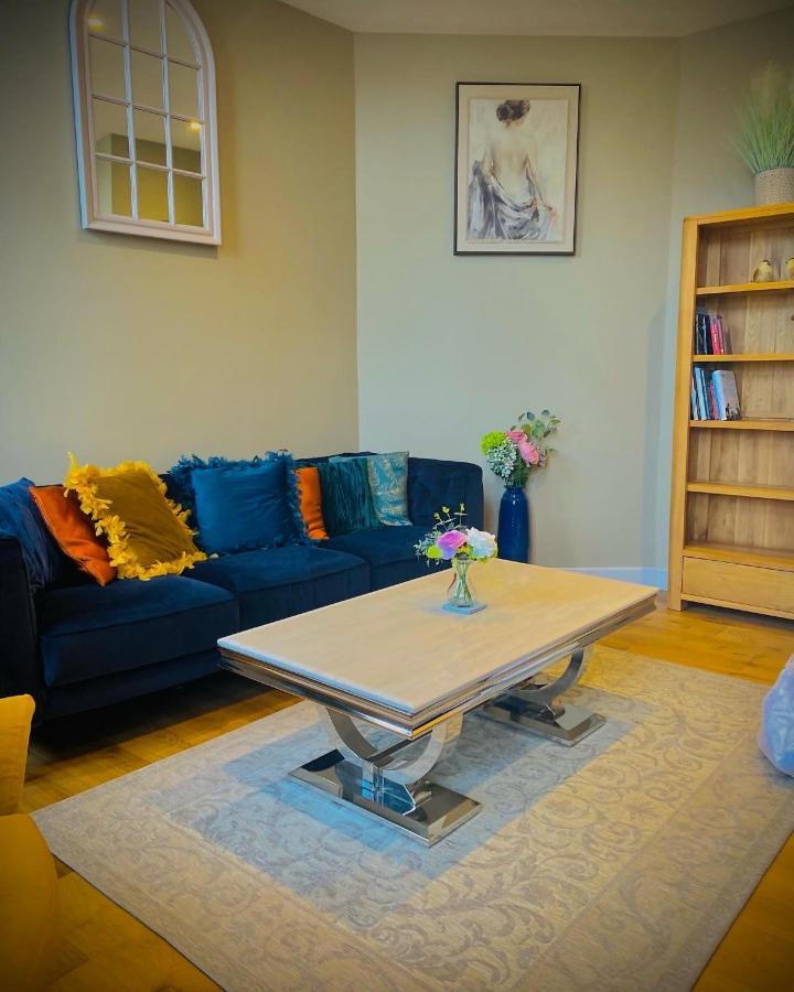 The Most Central Apartment In Canterbury Stunning Interiors, Fully Equipped, City Views And Free Wifi! Eksteriør bilde